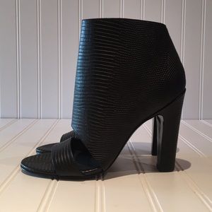 BRAND NEW Vince Black Snakeskin Open Toe Boots 6